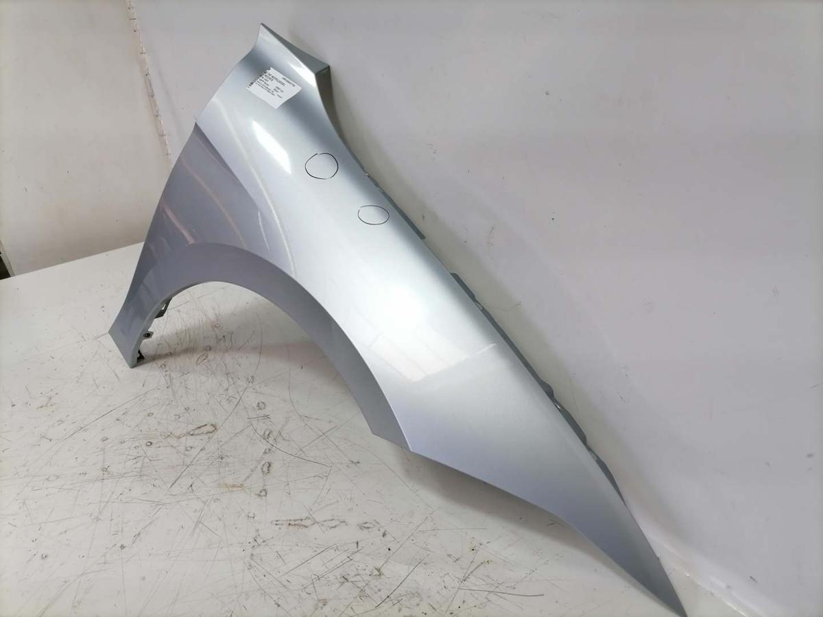 VW Passat B9 original Kotflügel vorn rechts LM7P Oyster Silver Bj.2024